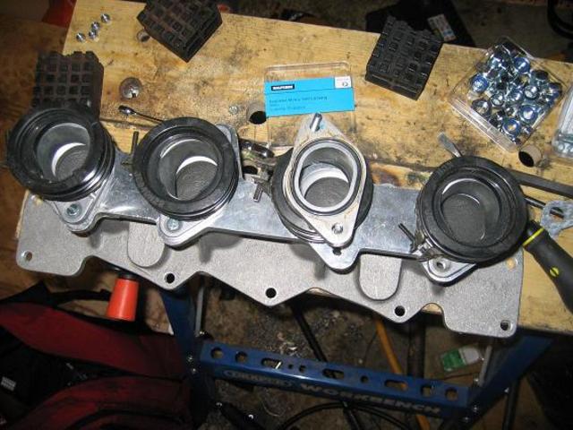 Rescued attachment ThrottleBodies 003.JPG